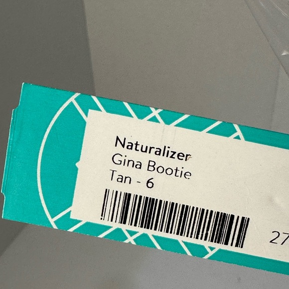 Naturalizer Gina Suede Bootie Size 6 - Picture 8 of 11